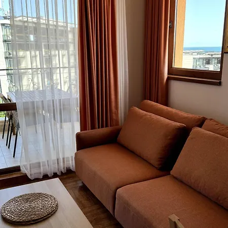 Royal Bay سفيتي فلاس