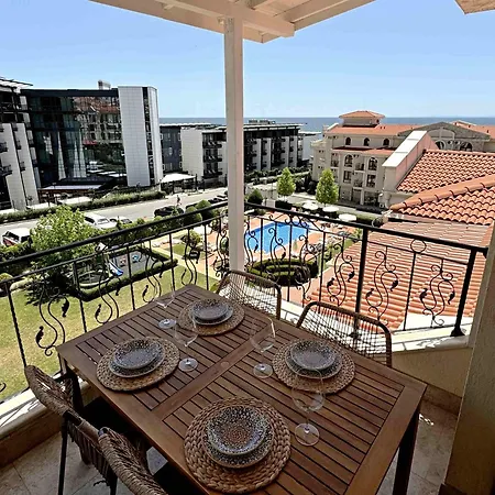 Royal Bay Appartement Sveti Vlas